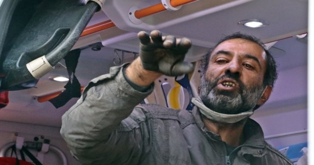 Duman çıkan depodan kömür gibi çıktı, gazetecilere demediğini bırakmadı