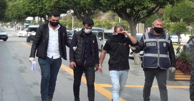 Motosikleti kısıtlama saatinde maskesiz çaldılar 8 bin 300 TL ceza aldılar