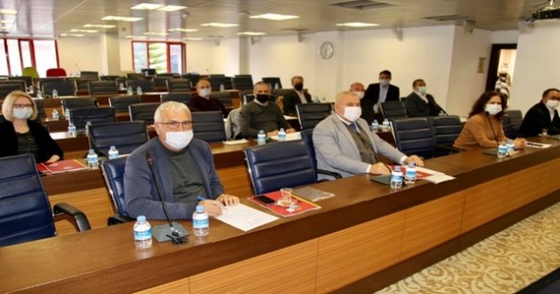 Şahin yılın son toplantısında müjdeleri verdi