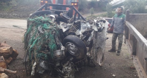 Sele kapılan otomobil 5 km uzaklıkta böyle bulundu