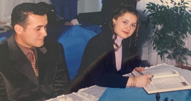 Yıldız Yücel 21 yıl önceki nikah resimlerini paylaştı