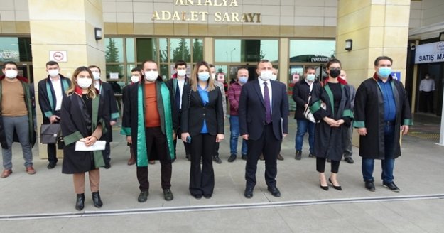 AK Parti Antalya İl Başkanlığı'ndan Başbuğ, Ataklı ve Sağlar hakkında suç duyurusu
