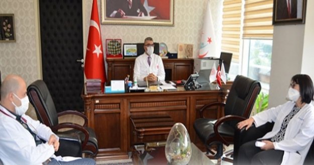 ALKÜ'de hekim adayları eğitime başladı