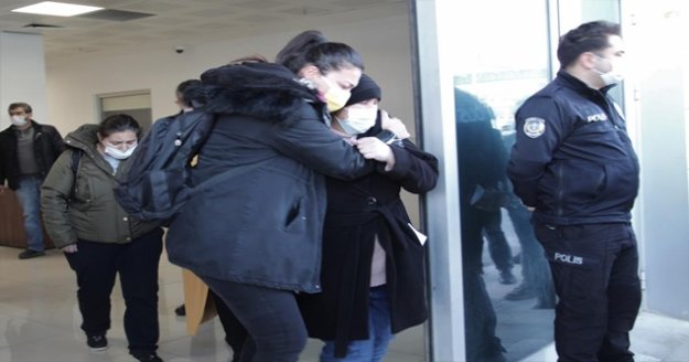 Antalya'da otomobil ve traktör çarpıştı: 2 ölü