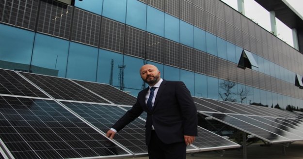 Cam panellerle elektrik üreten akıllı binalarla tasarruf dönemi