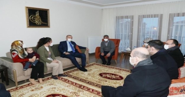 Cumhurbaşkanı Erdoğan'dan ev ziyareti