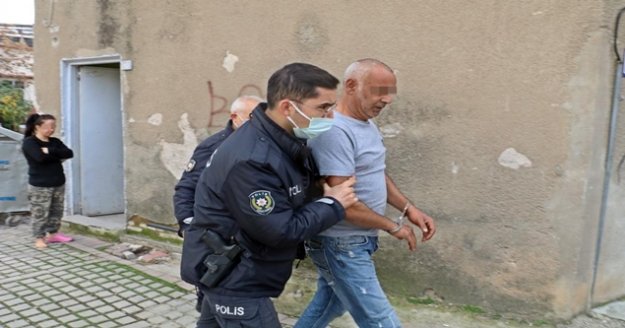 'Erkek arkadaşım darp etti' dedi, mahalleyi ayağa kaldırdı