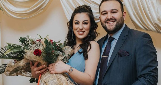 Özge ve Cemre evliliğe ilk adımı attı