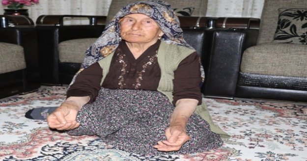 Yaşlı kadına kabusu yaşattılar