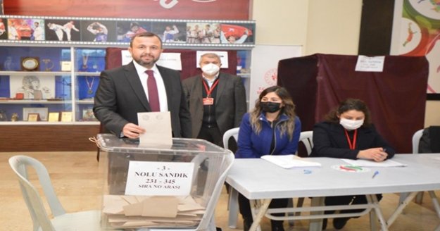 AK Parti'de İbrahim Ethem Taş güven tazeledi