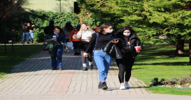 Bilim Kurulu Üyesi Gündüz: "Önlemler gevşetilmemeli, tablo tersine dönebilir"