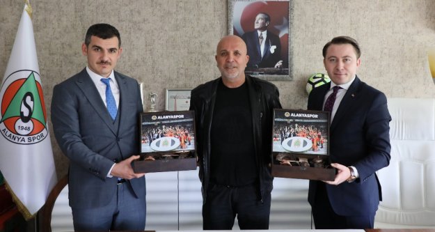 Gündoğmuş ve Akseki kaymakamlarından başkan Çavuşoğlu'na ziyaret