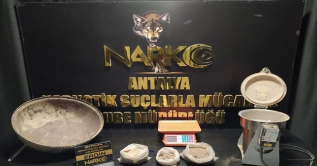 2 kilo 420 gram eroin ile yakalanan şüpheli tutuklandı