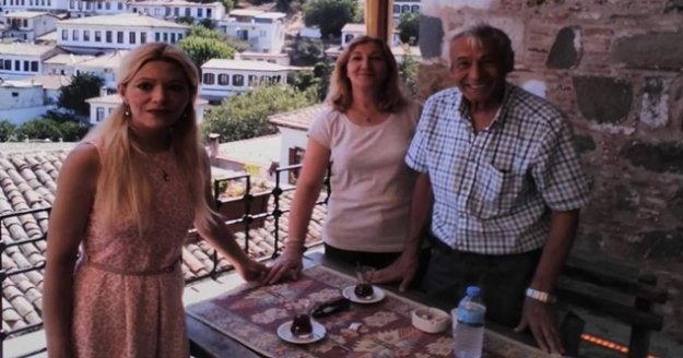 Antalya'da lüks villada ölü bulunan dört kişinin kimlikleri belirlendi