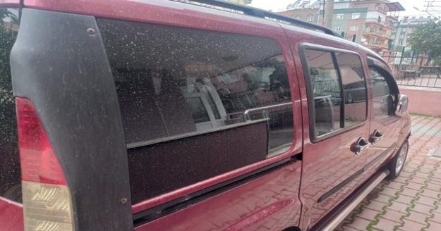 Çamaşır suyuyla aracını yıkadıktan sonra fenalaşıp ölen adamın komşuları yaşananlara inanamadı