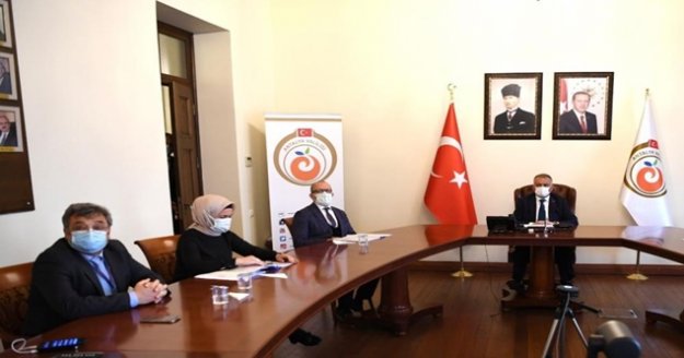 Vali Yazıcı: " Turizm sezonuna girerken hem Antalya’mızı hem de ülkemizi zora sokmamaya dikkat edelim"