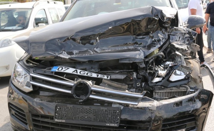 2 saat önce satın alınan kamyonet karşı şeride geçip iki aracı biçti: 2 yaralı