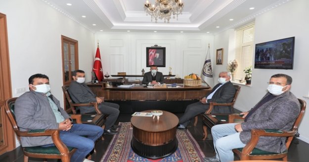 Alanya Pazarcılar Odası Başkanı Yiğit'ten Kaymakam Ürkmezer'e ziyaret