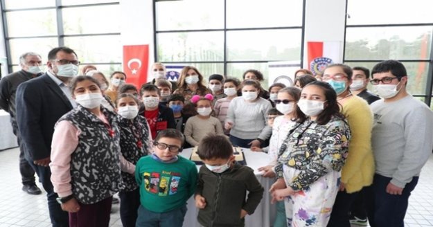 Engelli çocukların ailelerine “En İyi Narkotik Polisi Anne” projesi tanıtıldı