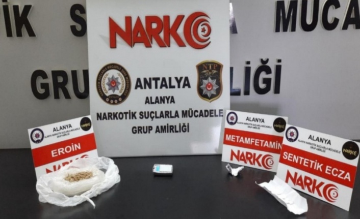 Gaziantep'ten gelen uyuşturucu Alanya'da polise takıldı