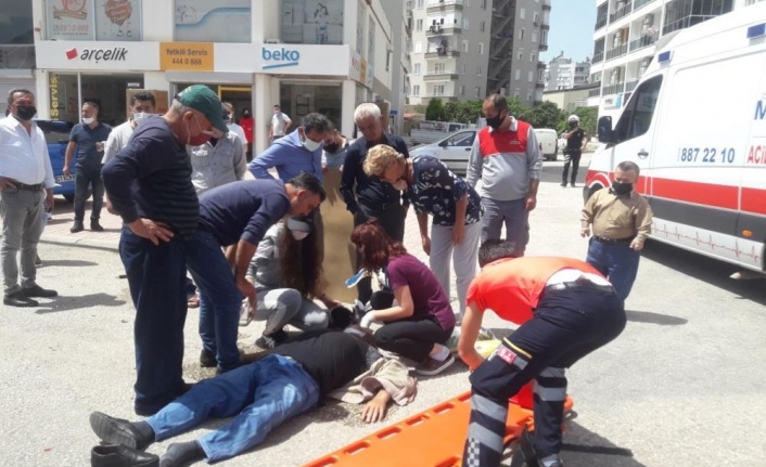 Motosikletler kafa kafaya çarpıştı: 1'i ağır 3 yaralı