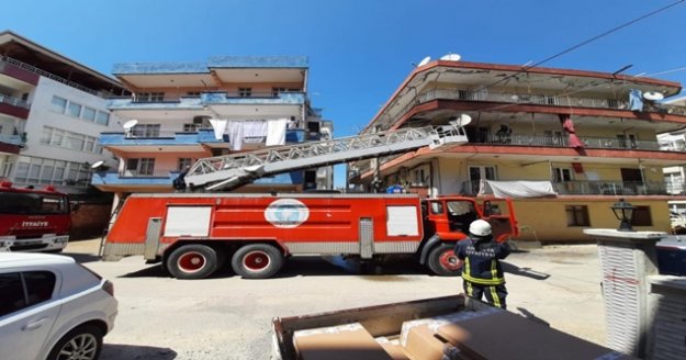 Torununu gezmeye götürdü, döndüğünde evinin yandığını gördü