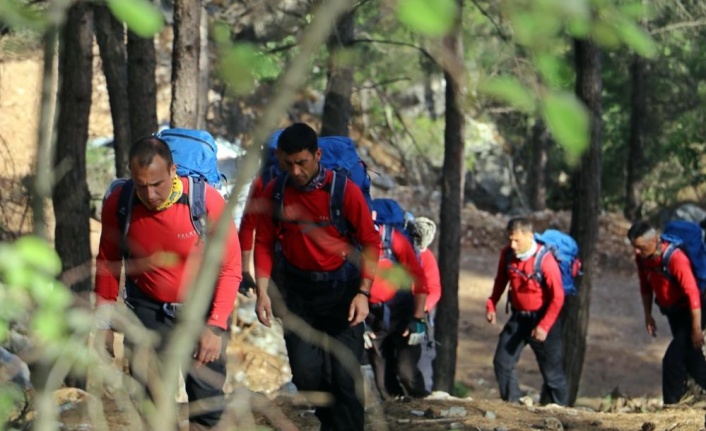 Arama kurtarma ekipleri Ukraynalı kayıp kadın dağcı için seferber oldu