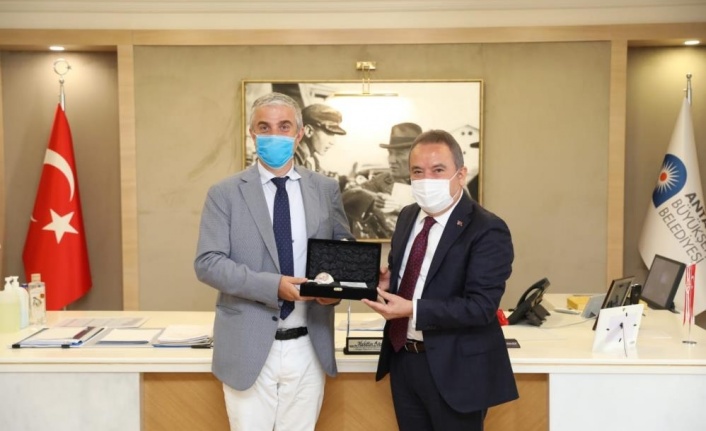 Danimarka Büyükelçisi Annan: "Türkiye'de aşılamanın hızlanması Danimarkalı turistlerin Antalya'ya gelmesinin önünü açacak"