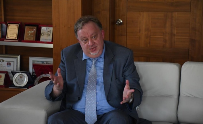 Rus Konsolos Rogoza: “Uçuşların başlamasıyla Rusların Kemer’e akın edeceğini düşünüyorum”