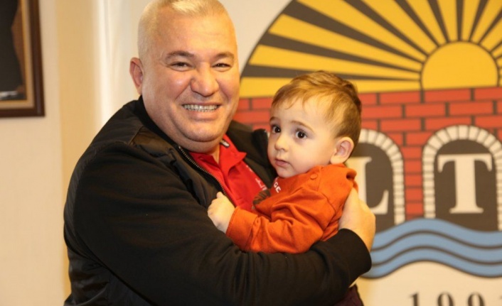 Şahin, Ahmet bebek için 1 Milyon TL bağışladı