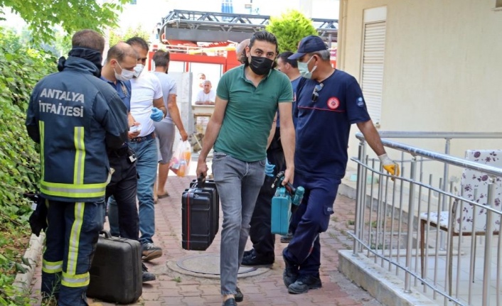 Apartmandan gelen gaz kokusu polis ve itfaiyeyi alarma geçirdi