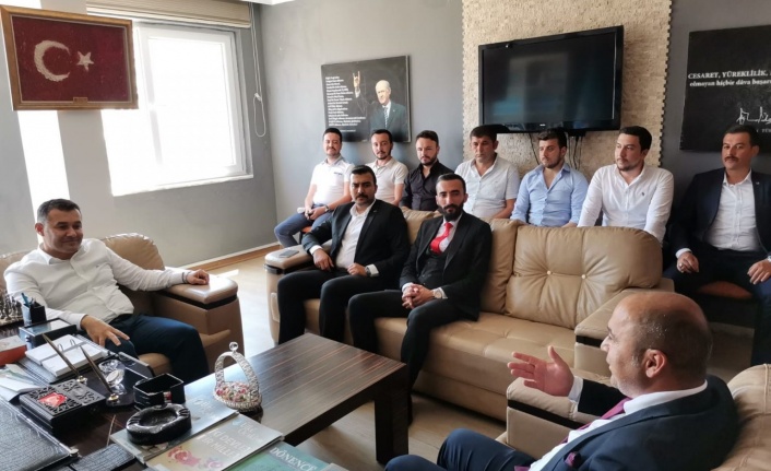 Başkan Yücel'den Ülkü Ocaklarına ziyaret