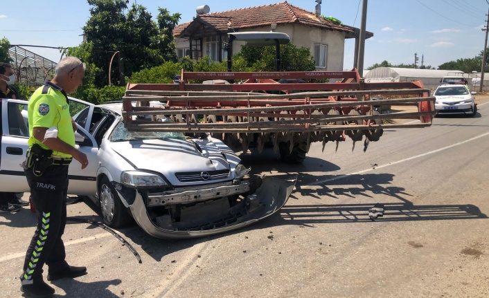 Traktöre takılı zirai alete çarpan sürücü hayatını kaybetti