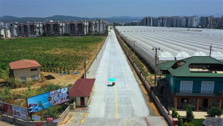 Alanya'da konforlu ve kaliteli yol çalışması devam ediyor
