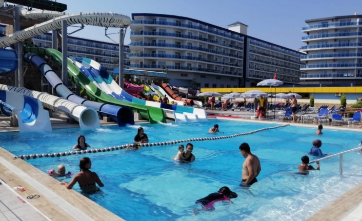 Alanya'daki gazeteciler basın bayramında stres attılar 