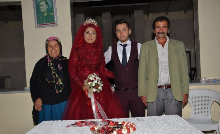 Alevlere evlerinde yakalandılar: 2 ölü