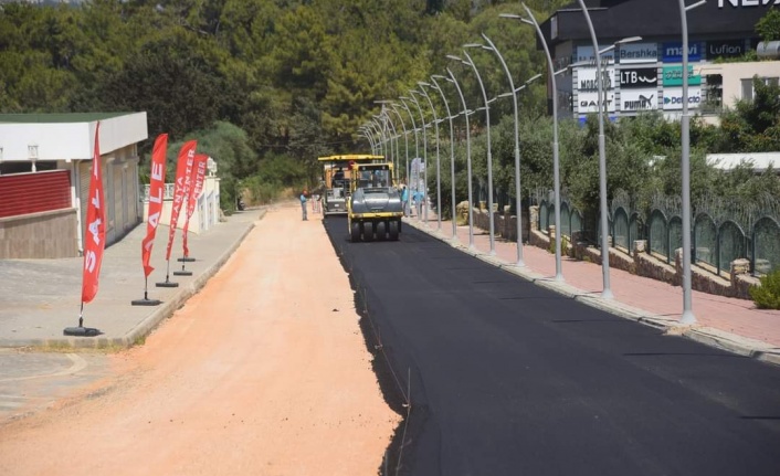 Yücel, Batı Alanya için verdiği söze Okurcalar'dan başladı