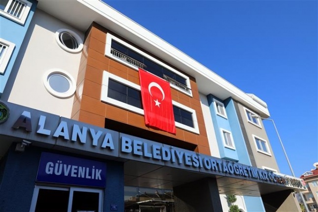 Alanya Oba Kız öğrenci yurdu'nda ön kayıtlar 5 Ağustos'ta başlıyor