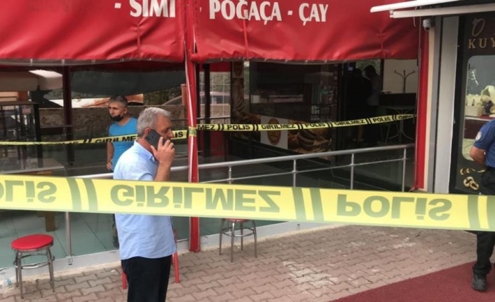 Antalya’da pompalı tüfekli kuyumcu soygunu