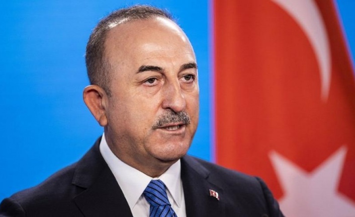 Bakan Çavuşoğlu: "Başka ülkelerin yardım etmesinden incinmeyiz"