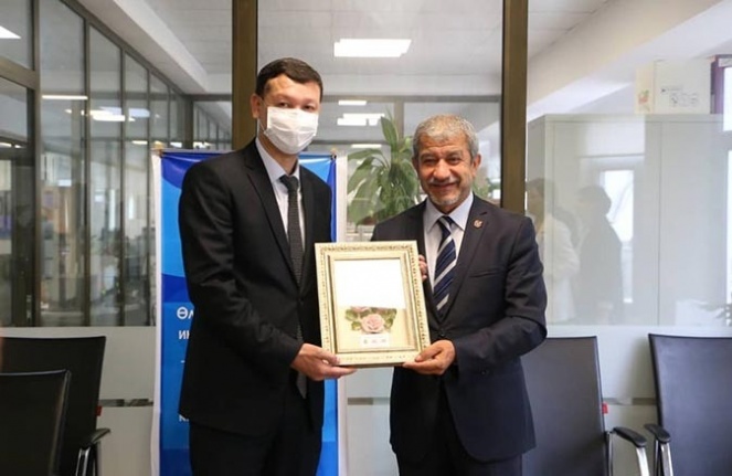 Kırgız Cumhuriyeti Devlet Televizyon ve Radyo Yayın Kurumu’ndan AGC Başkanı Yeni’ye işbirliği mektubu