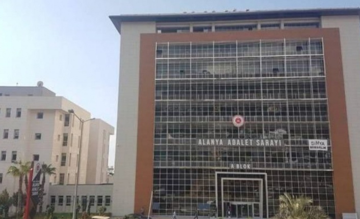 Alanya'da 1 hakim ve 2 savcı tayin edildi