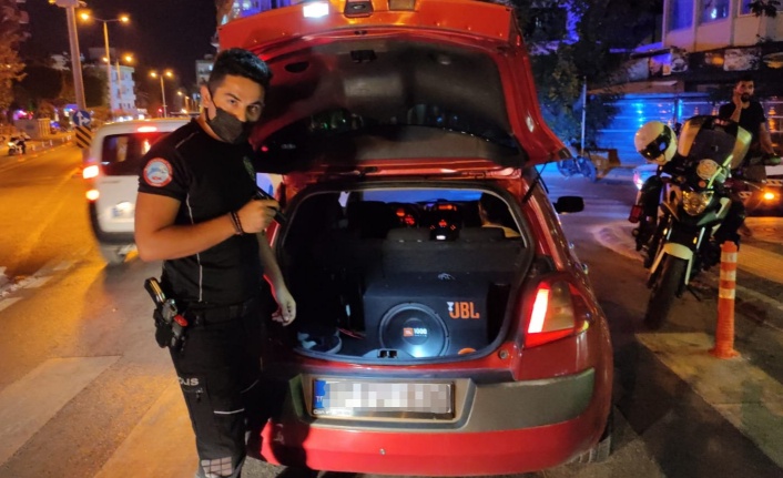 Alanya'da gürültü yapan araçlara ceza yağdı