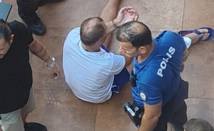 Alanya'da sarhoş Rus turist ortalığı bir birine kattı