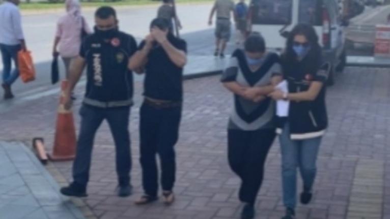 Alanya'da uyuşturucu şüphelileri tutuklandı