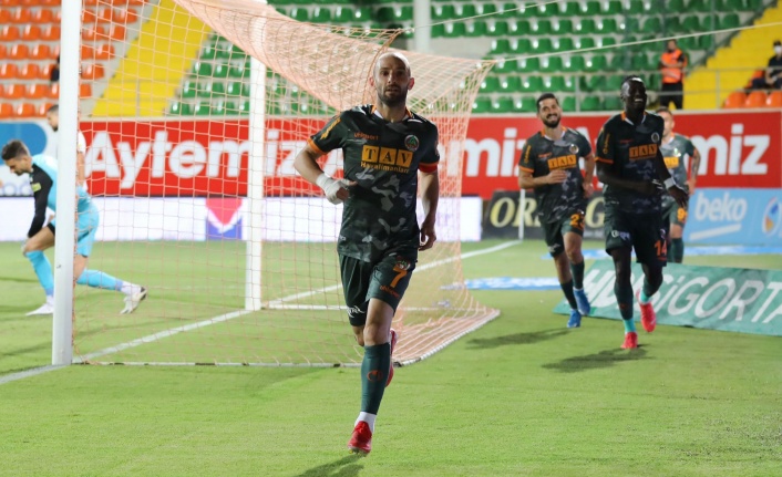 Alanyaspor bu akşam Trabzonspor'a konuk oluyor