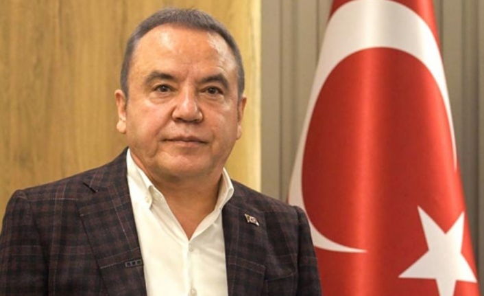 Antalya'yı korkutan depremle ilgili Böcek'ten açıklama