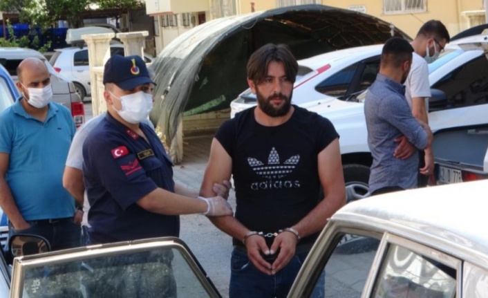 Kaçak silah operasyonunda 2 gözaltı var