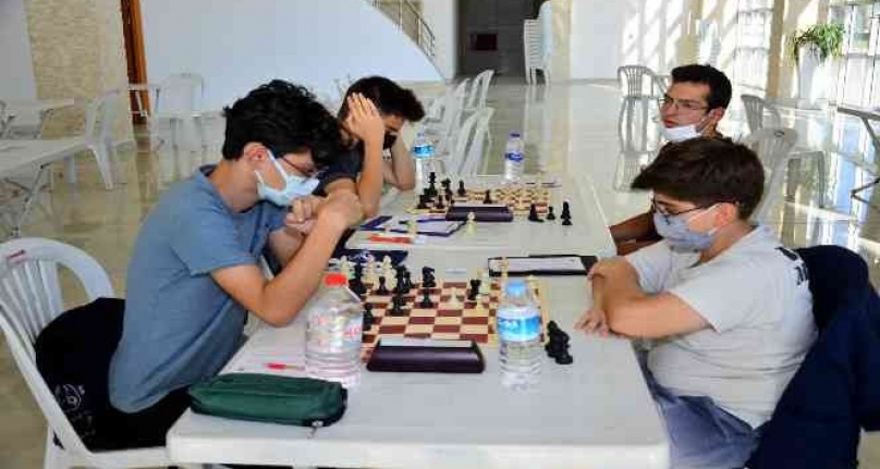29 Ekim'e özel Satranç Turnuvası