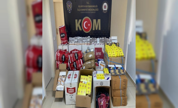Alanya'da 9 bin 400 adet makaron ve 75 kg tütün ele geçirildi